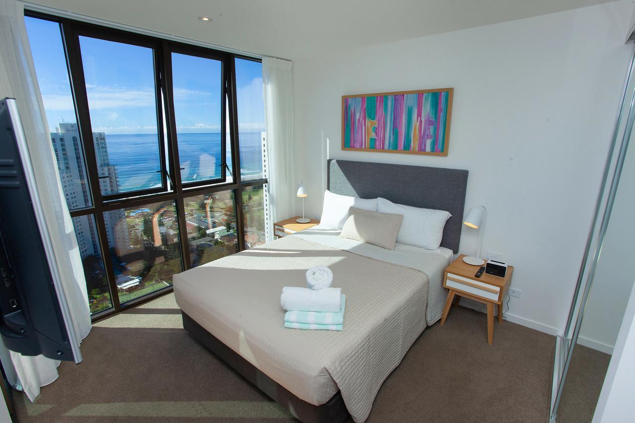 High Floor Ocean View Suites Broadbeach Gold Coast Kültér fotó