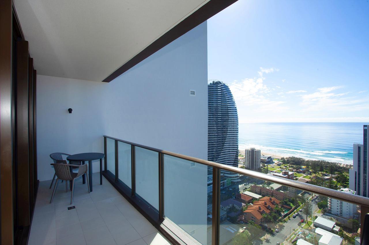 High Floor Ocean View Suites Broadbeach Gold Coast Kültér fotó
