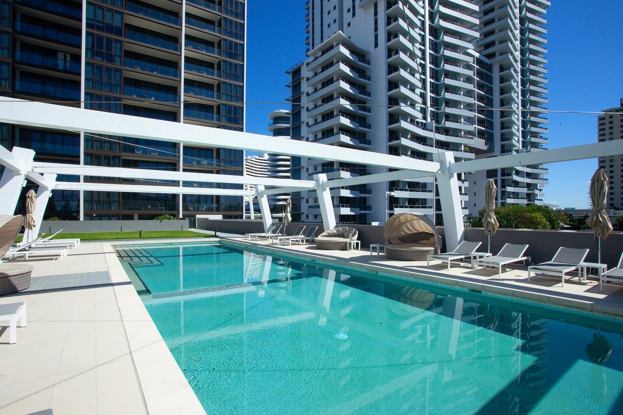 High Floor Ocean View Suites Broadbeach Gold Coast Kültér fotó