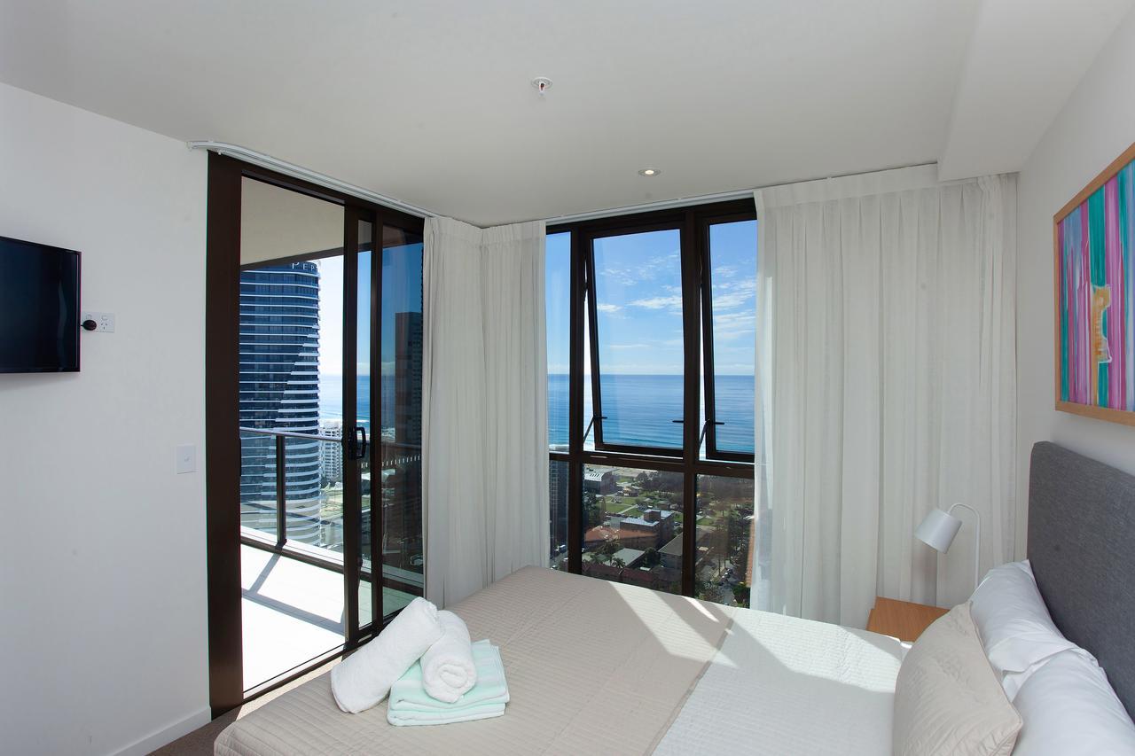 High Floor Ocean View Suites Broadbeach Gold Coast Kültér fotó