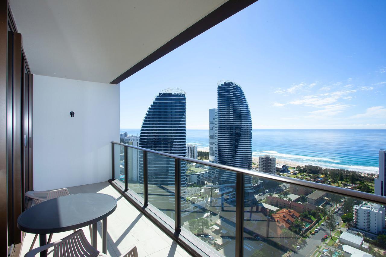 High Floor Ocean View Suites Broadbeach Gold Coast Kültér fotó